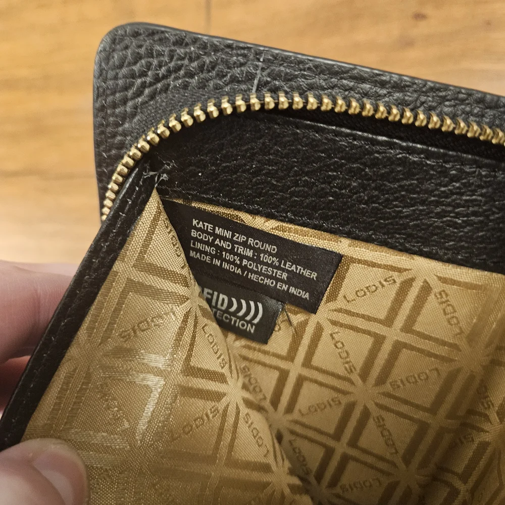 LODIS Kate‎ Mini Zip-Around Wallet Black Leather RFID Protection READ
